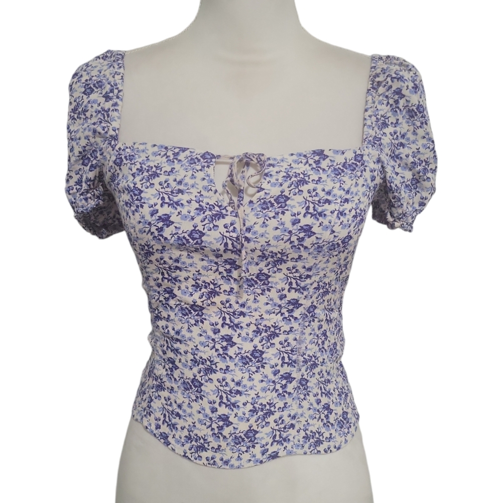 H&M Blue & White Floral Smocked Back Blouse Size XS